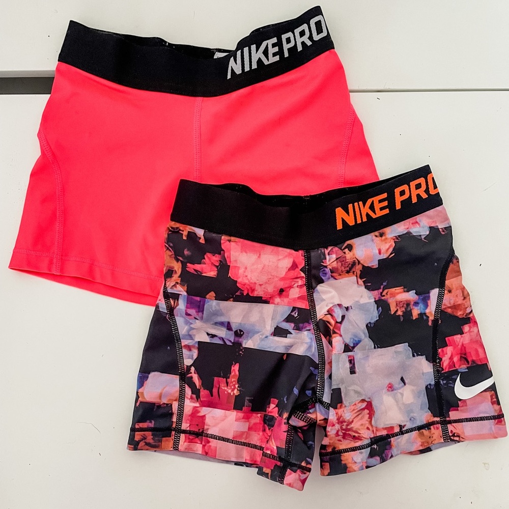 Nike Pro Dri-fit shorts - set of 2. Girls Sz Sm/ 8-10. EUC